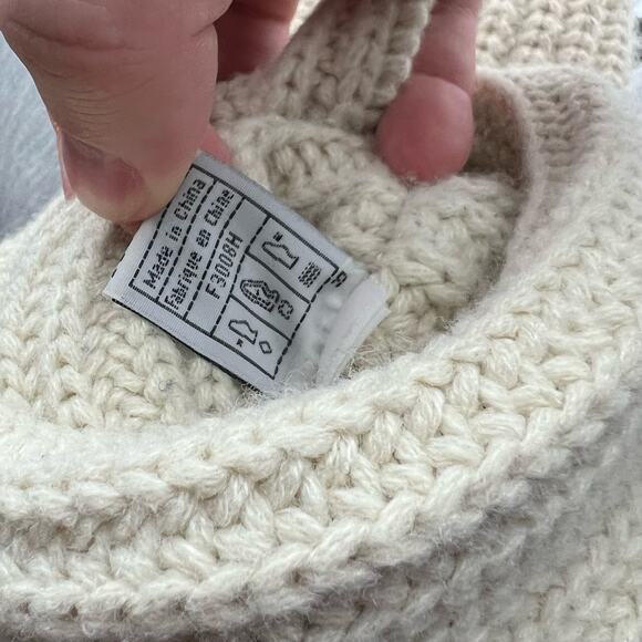 Women's UGG Australia Classic Cardy Sz 7 Knit Sweater Cream Woven‎ Button Boots - Picture 9 of 10